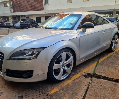 AUDI TT à venda.