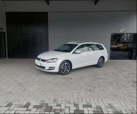 VOLKSWAGEN GOLF VARIANT HL AA 2016