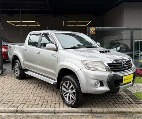 TOYOTA HILUX CD4X4 STD 2013