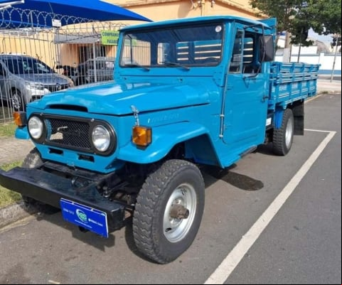 TOYOTA BANDEIRANTE 1977