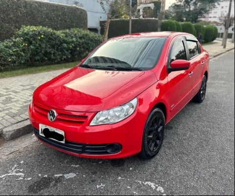 32.900,00 / VOYAGE FLEX 1.0 2013 VERMELHO c/ DIREÇÃO HIDRAULICA