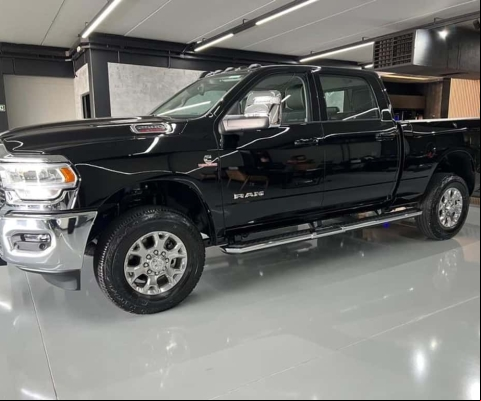RAM 2500 LARAMIE 6.7 TDI CD 4X4 DIESEL 2024