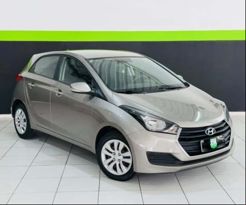 Hyundai HB20 C./C.Plus/C.Style 1.6 Flex 16V Mec.  - Prata - 2017/2018