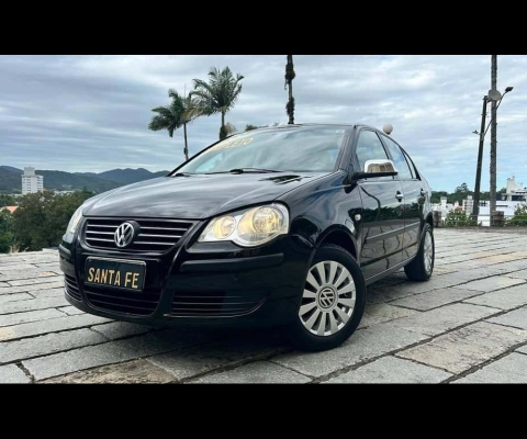 Volkswagen Polo Sedan 1.6 - Preta - 2007/2008