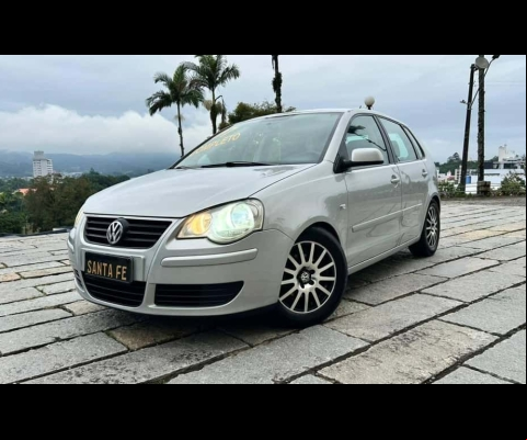 Volkswagen Polo 1.6 Legalizado baixo - Prata - 2006/2007