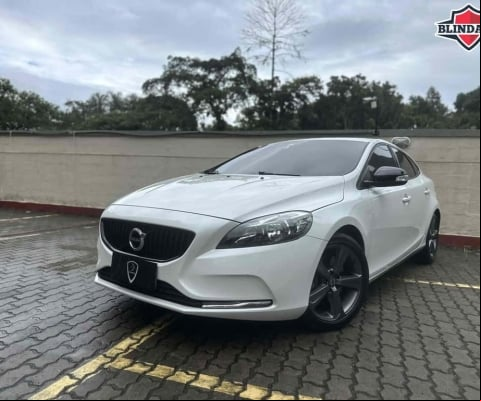 Volvo V40 2018 2.0 t4 kinetic gasolina 4p automático