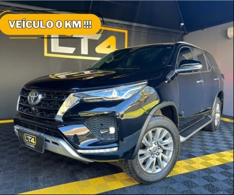 Toyota Hilux sw4 2025 2.8 d-4d turbo diesel srx platinum 7l 4x4 automático