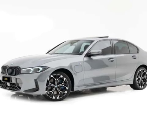 Bmw 330e 2025 2.0 16v turbo híbrido m sport automático