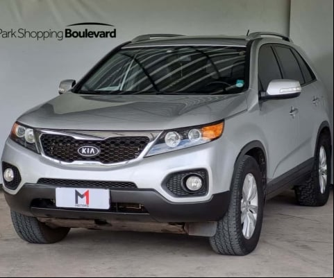 KIA SORENTO EX 2.4 GASOLINA AUTOMÁTICO - 2012 - PRATA