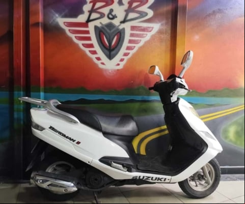 Suzuki Burgman i  2013