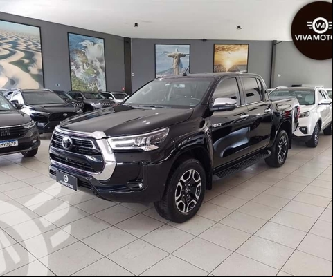 TOYOTA HILUX 2.8 D-4d Turbo CD SRX 4X4 - 2023/2023