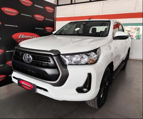 TOYOTA HILUX CDSR A4FD 2022