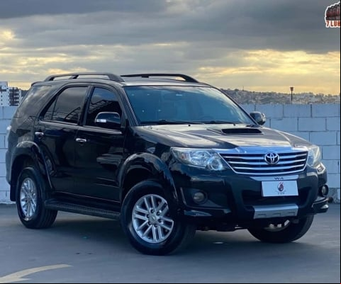 Toyota Hilux sw4 2014 3.0 srv 4x4 7 lugares 16v turbo intercooler diesel 4p automático