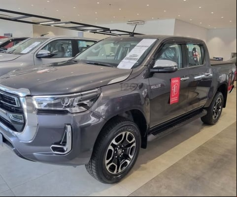 TOYOTA HILUX 2.8 TDI SRX PLUS CD 4X4 4P
