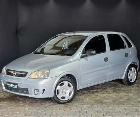 Chevrolet Corsa Hatch Corsa Hat. Maxx 1.4 8V ECONOFLEX 5p  - Prata - 2010/2011