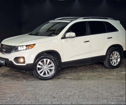Kia Sorento 2.4 16V 4x2 Aut.  - Branca - 2011/2012