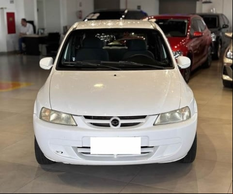 Celta 1.0 super - 2003 branco