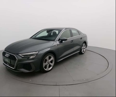 Audi A3 2024 2.0 40 tfsi mhev sedan s line s-tronic