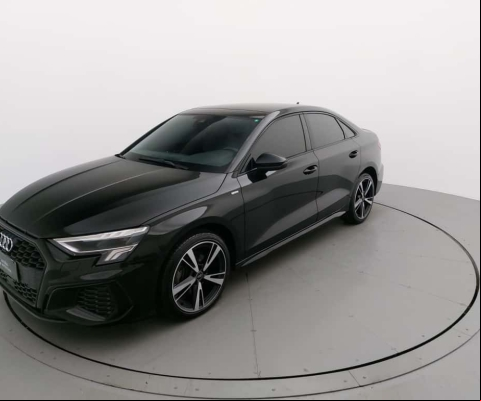 Audi A3 2024 2.0 40 tfsi mhev sedan s line s-tronic