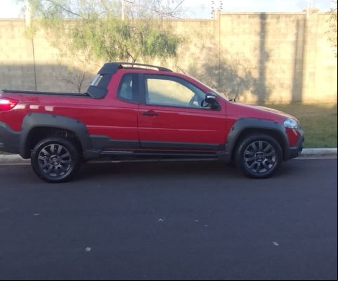 FIAT STRADA à venda.