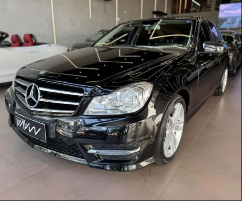 MERCEDES-BENZ C180TURBO 2013