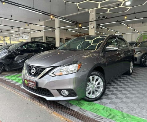 NISSAN SENTRA 20S CVT 2017