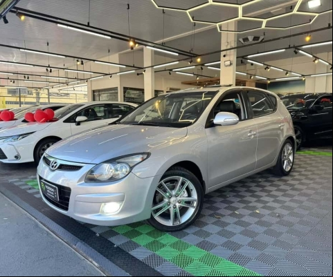 HYUNDAI I30 2.0 2011